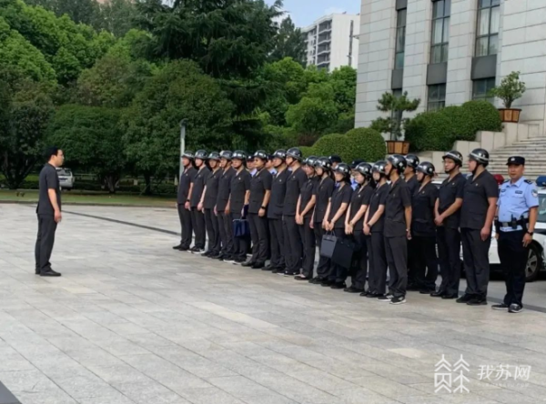 72小九州体育在线时！法院顺利交付1600万元机械设备